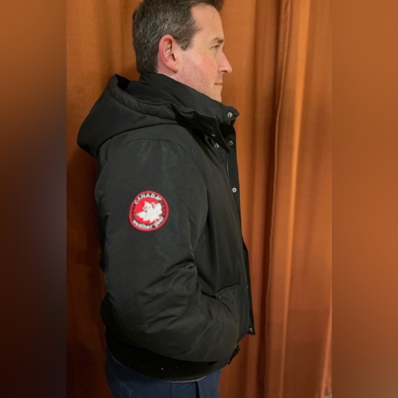 canada weather gear Other - Canada weather gear large men’s black puffer hooded winter durable ski jacket